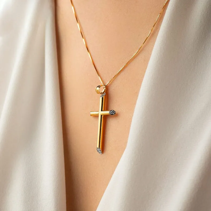 Sincere Cross zlatni privjesak