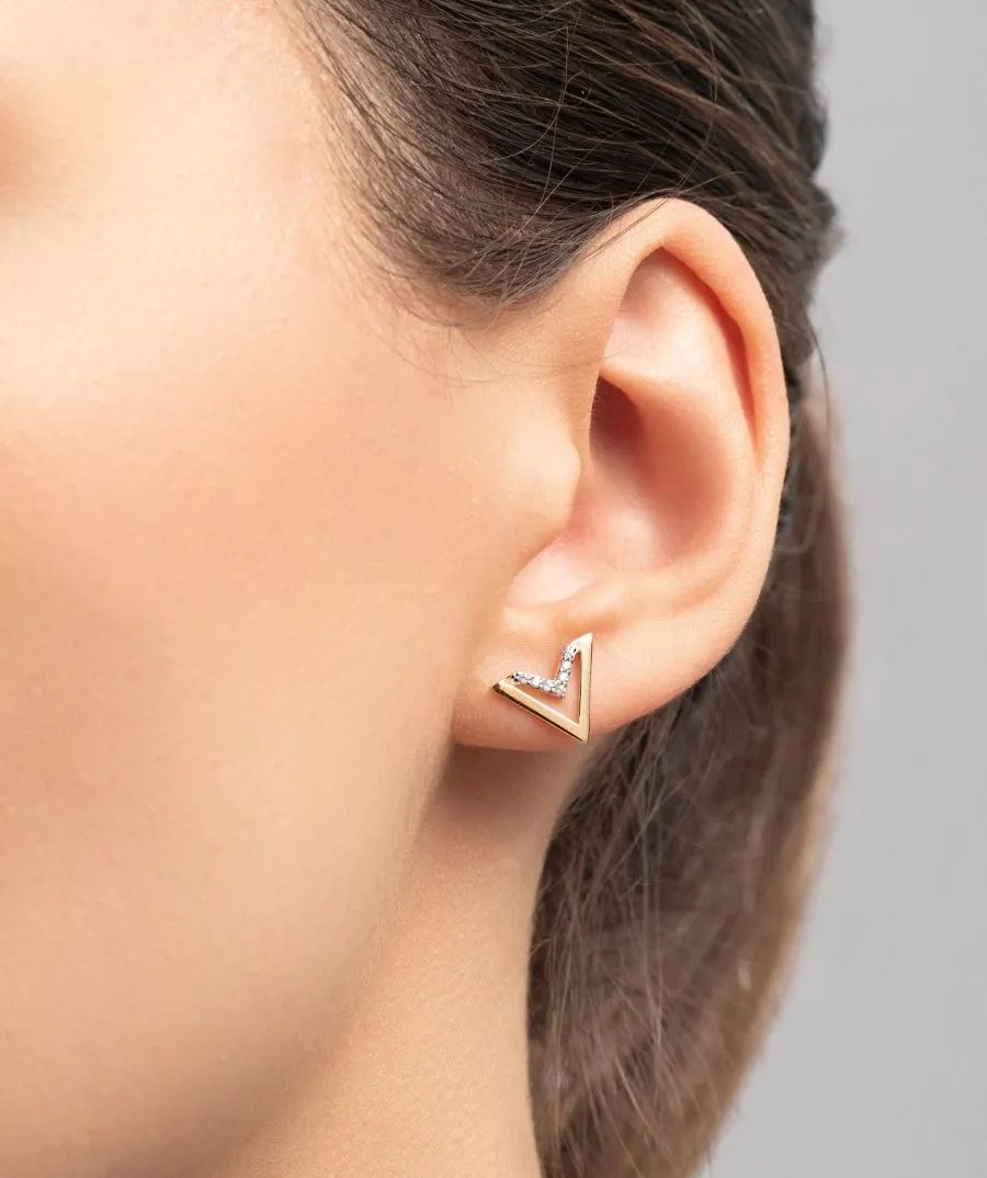 Sophisticated V Studs zlatne naušnice