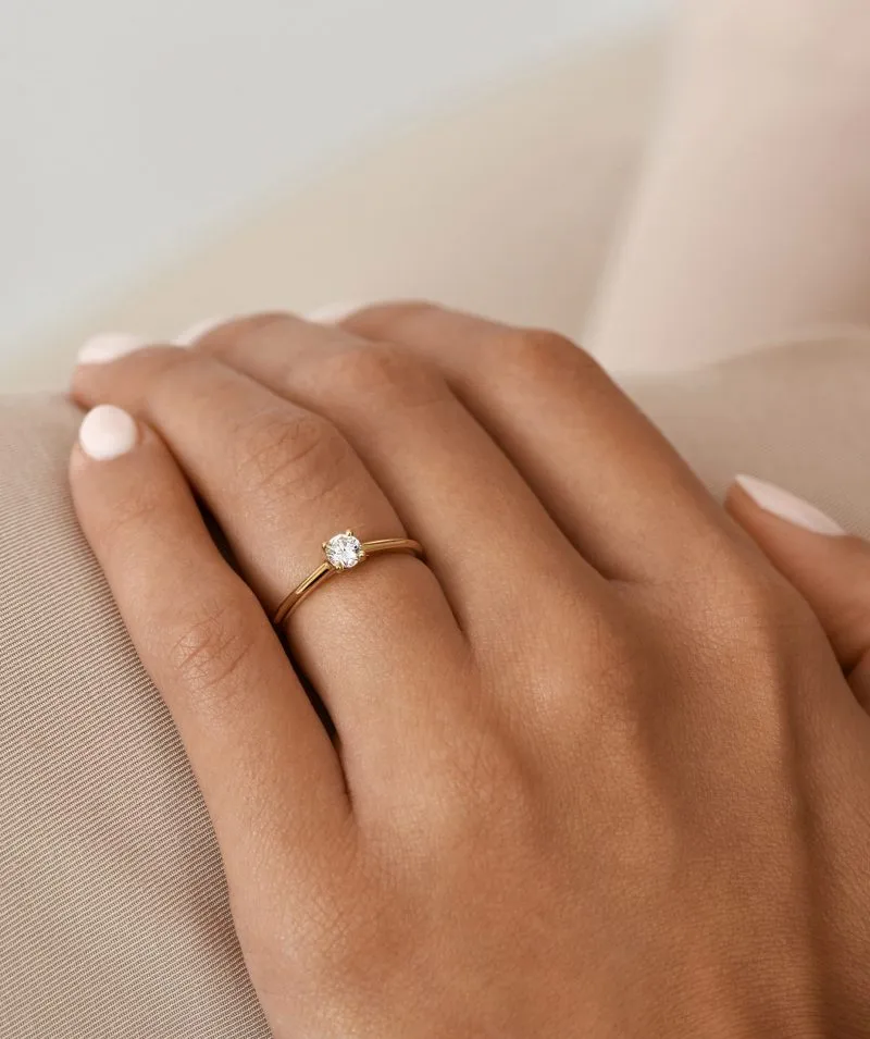 Whispering Diamond zlatni zaručnički prsten s dijamantom 0.13 - 0.17 ct