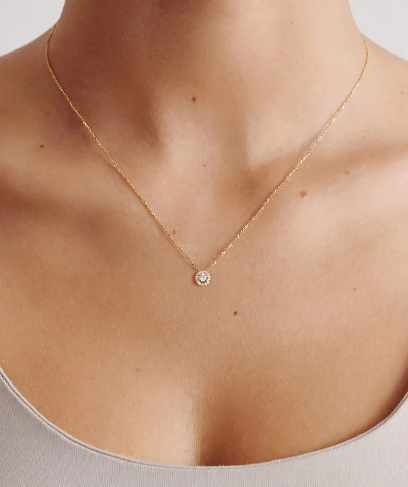 Celeste Elegance zlatna ogrlica s dijamatnima 0.19 - 0.23 ct oko vrata