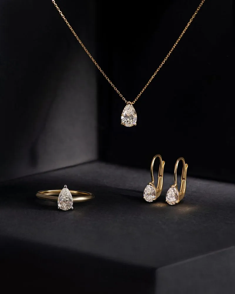 set s dijamantima
